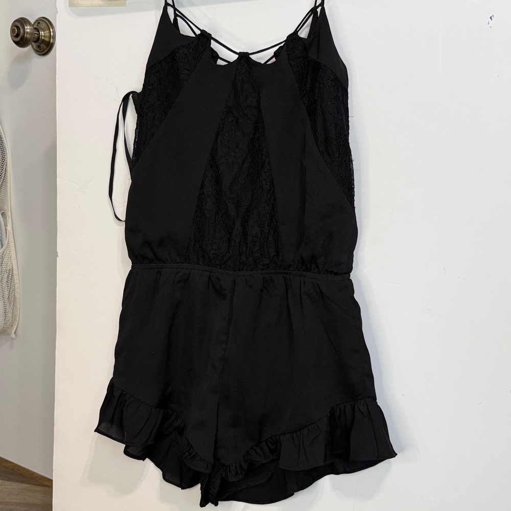Gianni Bini lace romper XS black